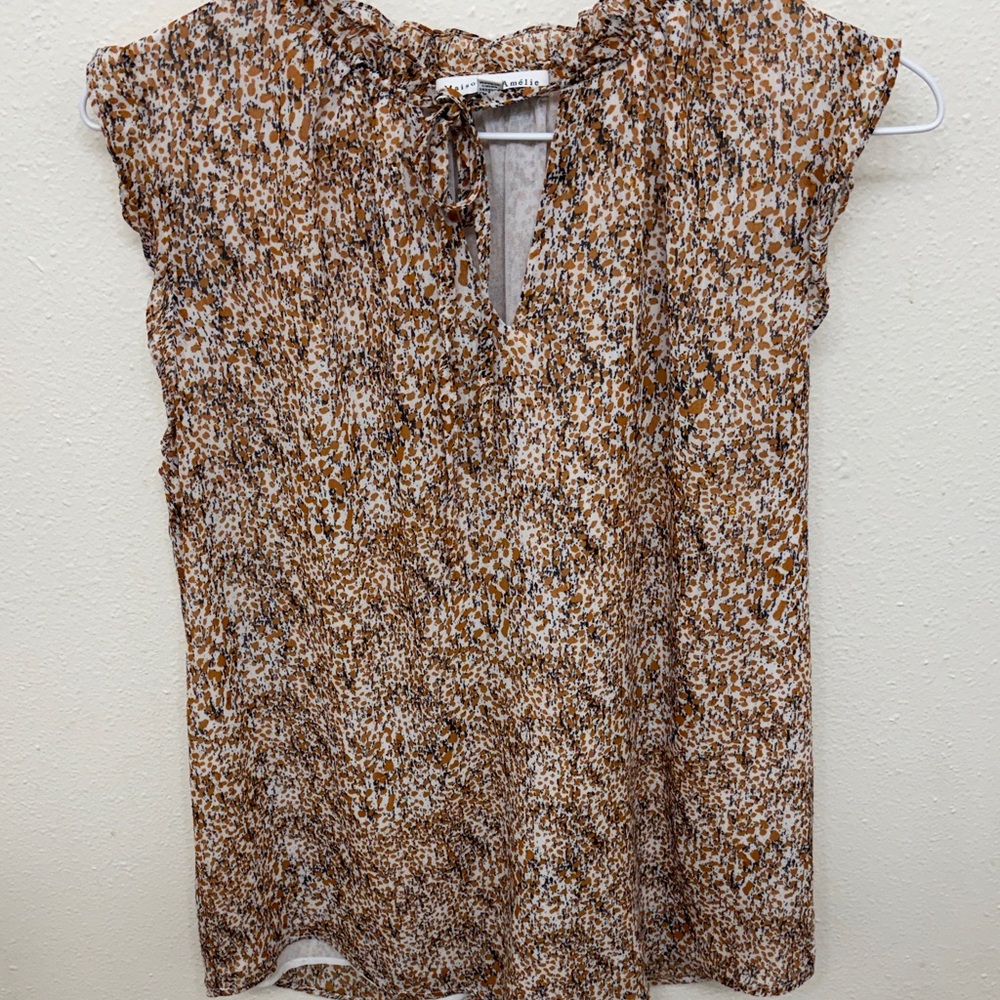 Elegant Brown Patterned Blouse